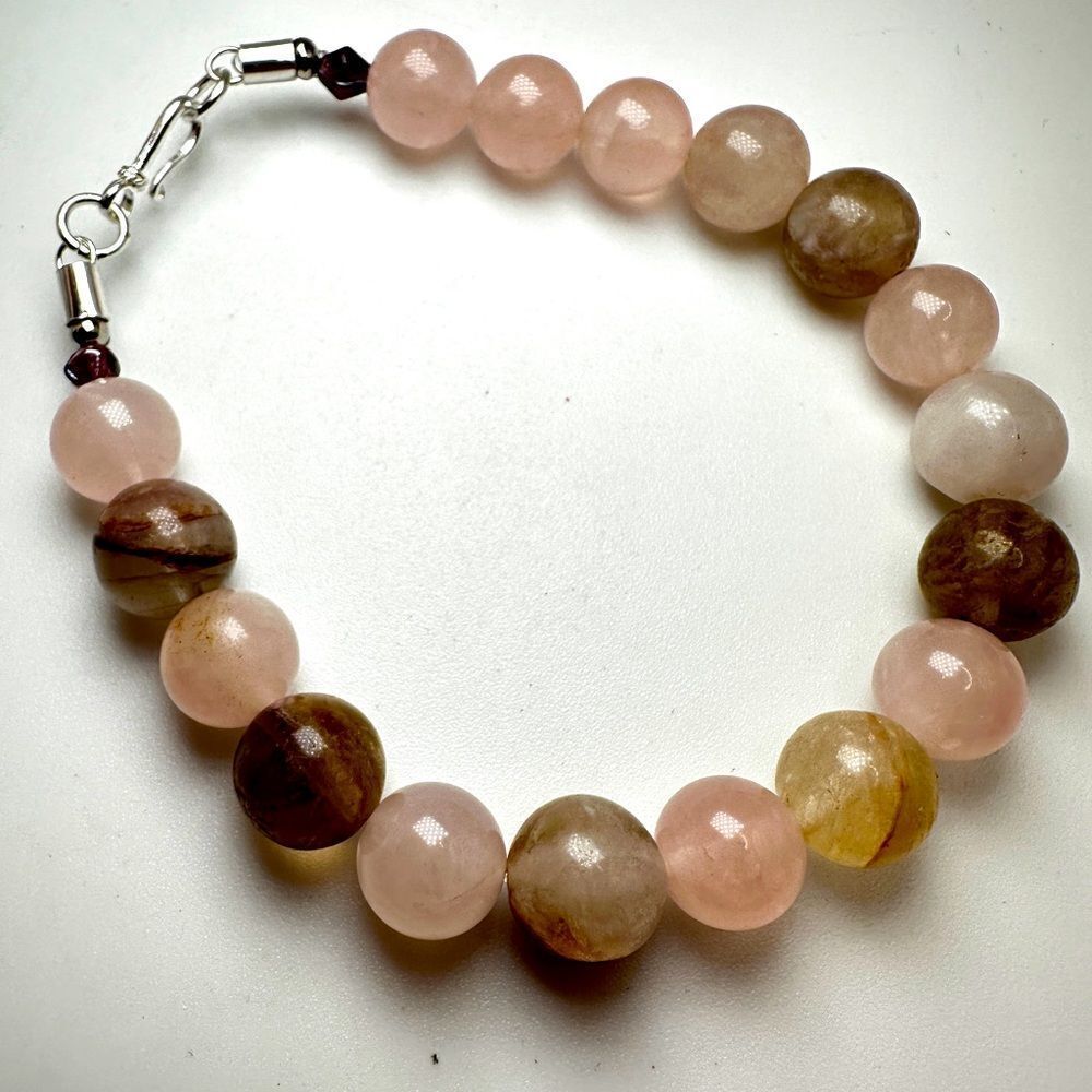8" Stunning 10mm various quartz stone beads‎ with sterling silver clasp!